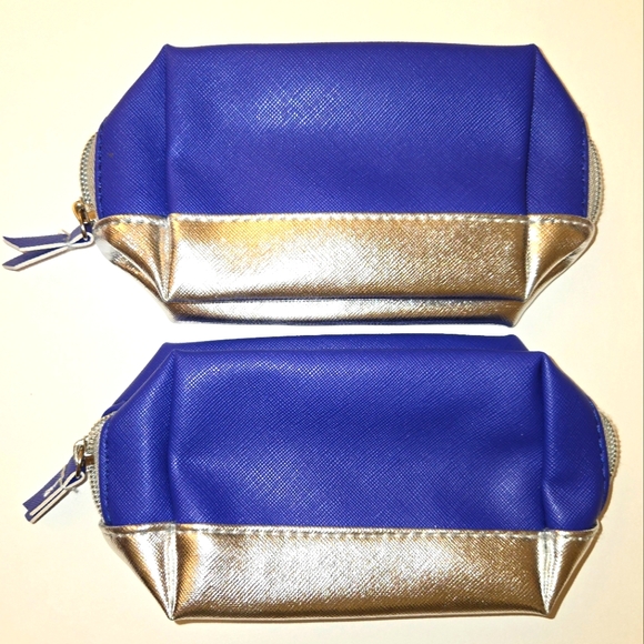 Set of 2 Blue and Silver Paula's Choice mini cosmetic bag clutches - Picture 2 of 4